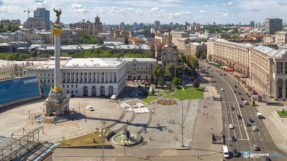  с квадрокоптера (дрона)
