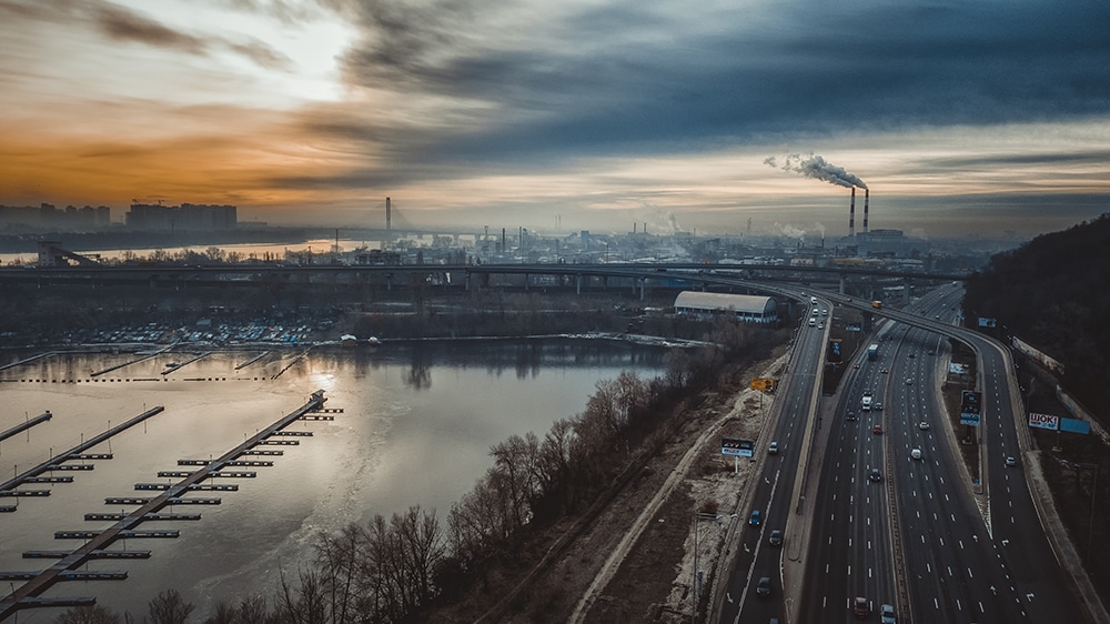  с квадрокоптера (дрона)