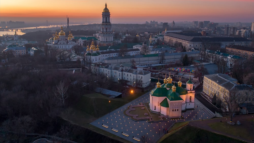  с квадрокоптера (дрона)